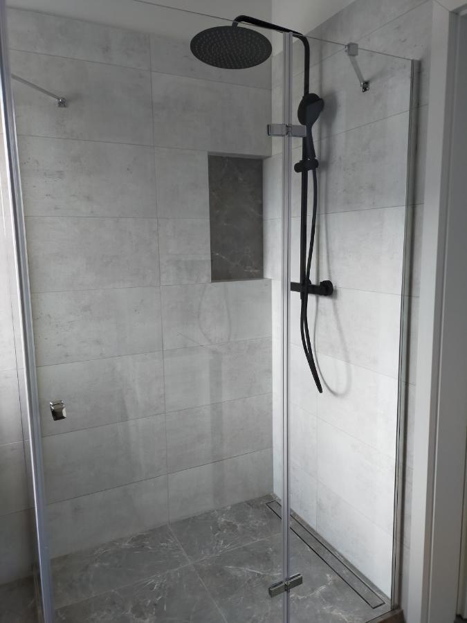 لوبين Apartament - Come In المظهر الخارجي الصورة