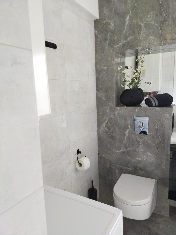 لوبين Apartament - Come In المظهر الخارجي الصورة