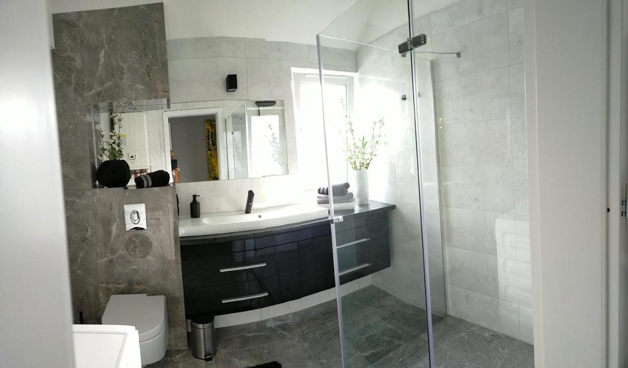 لوبين Apartament - Come In المظهر الخارجي الصورة